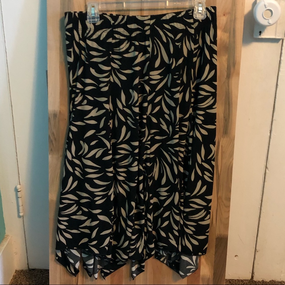 Chico’s midi skirt size 2 animal print